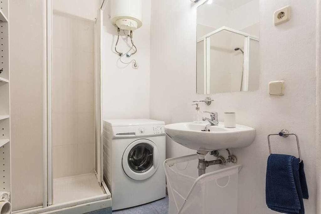 Ferienwohnung Piso Confortable Y Centrico Madrid Exterior foto