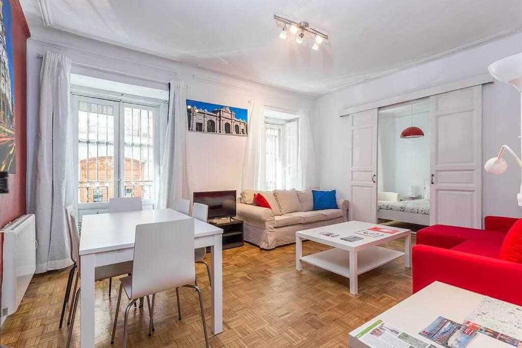 Ferienwohnung Piso Confortable Y Centrico Madrid Exterior foto